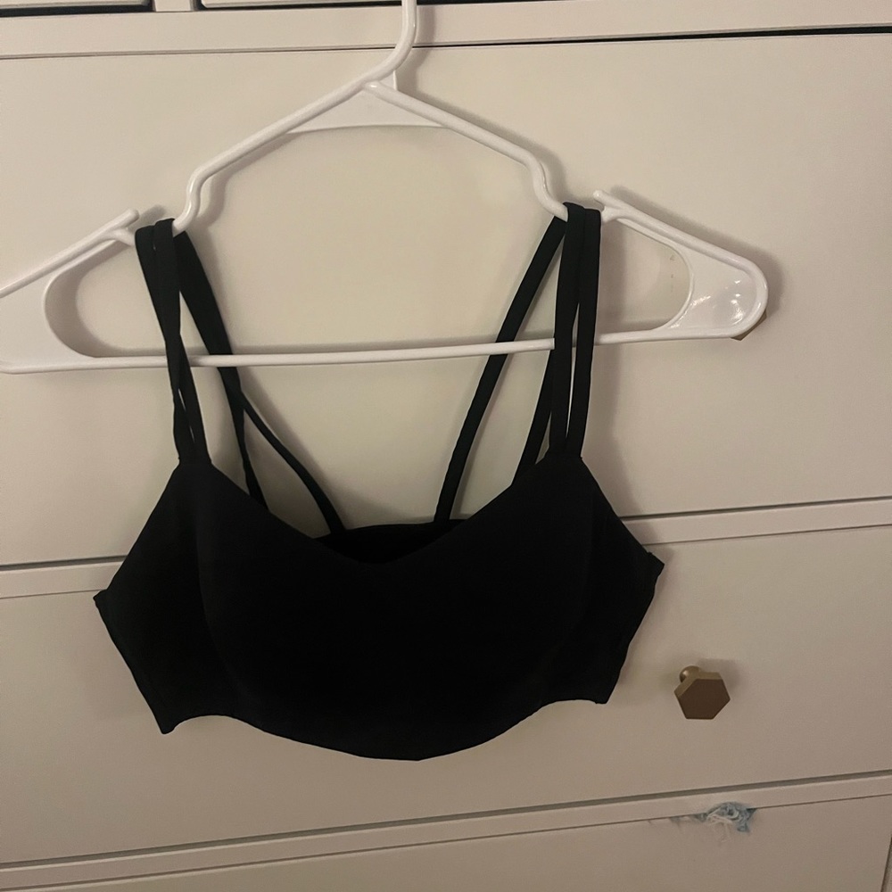 Lululemon like a cloud sports bra